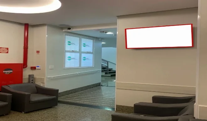 patos-de-minas-cidade-tv-indoor-placa-painel-comunicacao-visual-midia-ooh-centro-medic-imagem-diagnosticos-rua-doutor-marcolino-1-tela-768iv