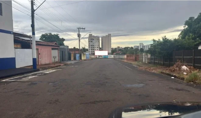 ituiutaba-outdoor-placa-painel-comunicacao-visual-midia-ooh-tvindoor-tv-indoor-1236mi