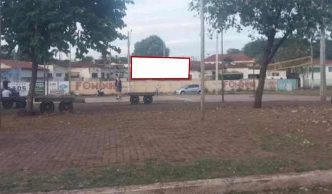 ituiutaba-outdoor-placa-painel-comunicacao-visual-midia-ooh-tvindoor-tv-indoor-0411mi