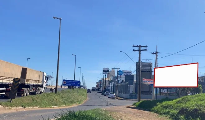 outdoor-cidade-placa-painel-comunicacao-visual-centro-avenida-proximo-sentido-br-365-proximo-havan-sentido-araguari-500sn