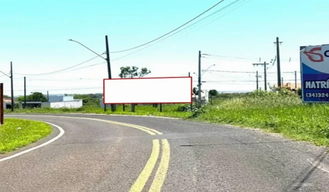 araguari-cidade-outdoor-placa-painel-comunicacao-visual-publicidade-impulso-house-596cm