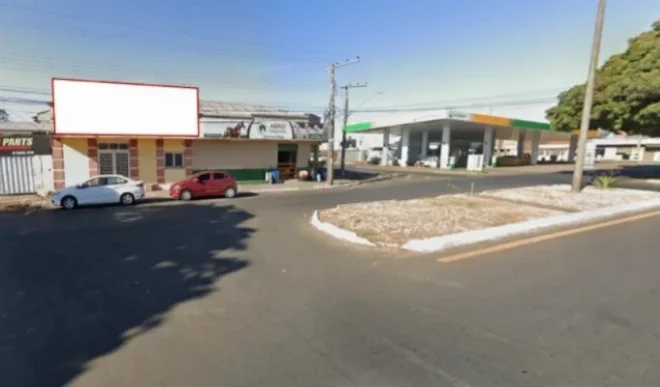 araguari-cidade-outdoor-placa-painel-comunicacao-visual-publicidade-impulso-house-274cm