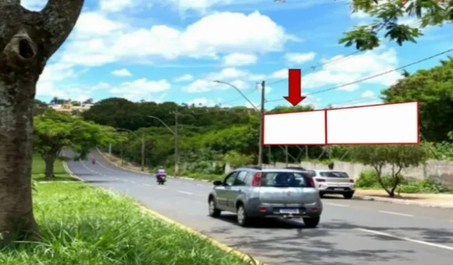 araguari-cidade-outdoor-placa-painel-comunicacao-visual-publicidade-impulso-house-802cm