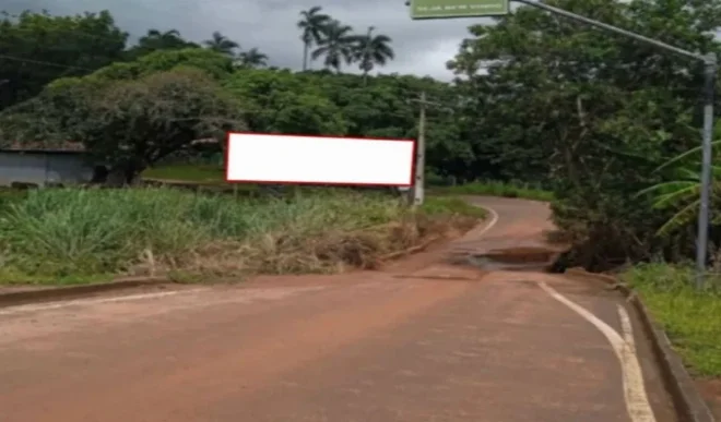 araguari-cidade-outdoor-placa-painel-comunicacao-visual-publicidade-impulso-house-805cm