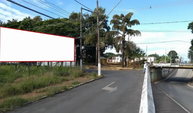 outdoor-placa-painel-av-governador-valadares-proximo-a-trincheira-centro-cidade-arcos-comunicacao-visual-publicidade-impulso-house-2js