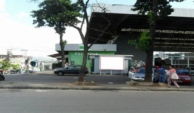 belo-horizonte-cidade-banca-de-jornal-banca-de-revista-comunicacao-visual-publicidade-impulso-house-823bh