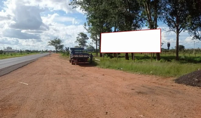 uberlandia-cidade-outdoor-placa-painel-comunicacao-visual-publicidade-entrada-uberlandia-vindo-araxa-trevo-344le