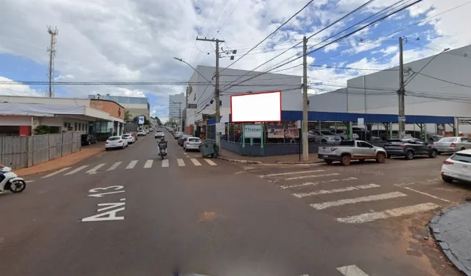 ituiutaba-cidade-triedo-placa-painel-comunicacao-visual-midia-ooh-816td