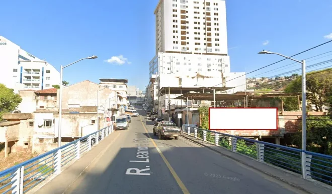 manhuacu-outdoor-placa-painel-comunicacao-visual-midia-ooh-leandro-goncalves-ponte-101eg