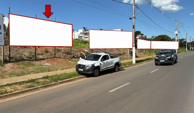 patocinio-cidade-outdoor-placa-painel-comunicacao-visual-midia-ooh-av-jose-amando-queiros-1563fl