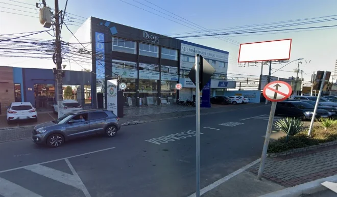 pouso-alegre-cidade-outdoor-placa-painel-comunicacao-visual-ooh-prefeito-tuany-toledo-costela-bafo-sentido-centro-498so-pa