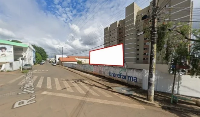 sao-gotardo-outdoor-placa-painel-comunicacao-visual-midia-ooh-ao-lado-do-posto-390pm