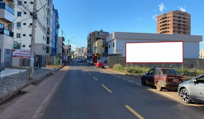 paracatu-cidade-outdoor-placa-painel-comunicacao-visual-midia-ooh-315am