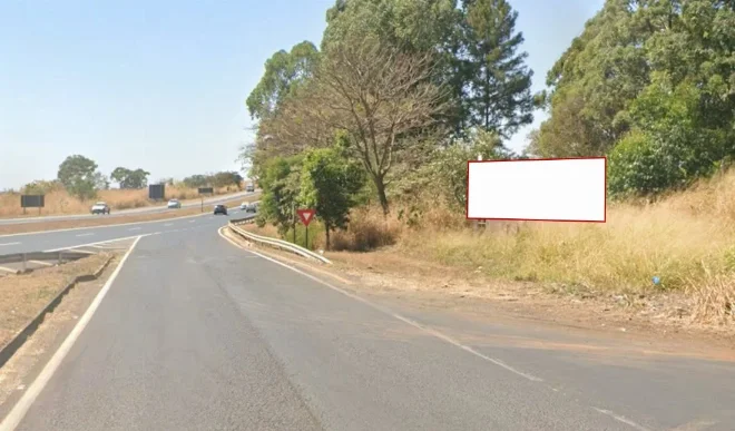 araguari-cidade-outdoor-placa-painel-comunicacao-visual-midia-ooh-223cm