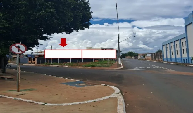 monte-carmelo-rua-bueno-aires-rua-abadiados-em-frente-a-rotatoria-da-quadra-esportiva-outdoor-placa-painel-comunicacao-visual-midia-ooh-09te