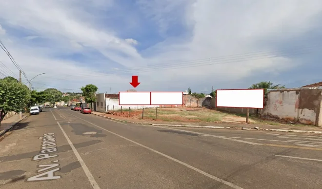 monte-carmelo-rua-frei-caneca-avenida-paranaiba-em-frente-a-praca-tres-de-outubro-outdoor-placa-painel-comunicacao-visual-midia-ooh-10te