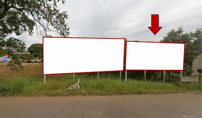 paracatu-cidade-outdoor-placa-painel-comunicacao-visual-midia-ooh-rua-brasilia-amoreiras-ii-entrada-e-saida-do-supermercado-mart-minas-291mm