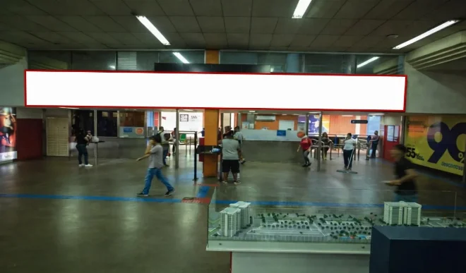 uberlandia-cidade-top-sight-outdoor-placa-painel-comunicacao-visual-midia-ooh-painel-entrada-catracas-ao-lado-da-praca-de-alimentacao-terminal-central-13gmi
