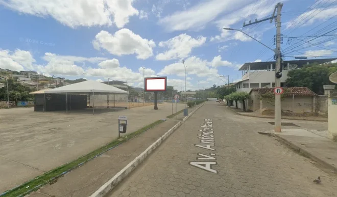mantena-outdoor-placa-painel-comunicacao-visual-midia-ooh267il