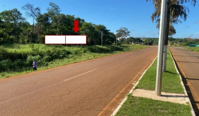 monte-carmelo-cidade-outdoor-placa-painel-comunicacao-visual-midia-ooh-cooxupe-20fl-2