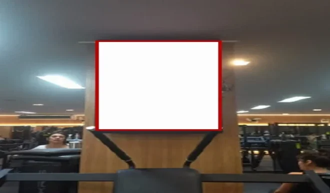 muriae-cidade-tv-indoor-placa-painel-comunicacao-visual-midia-ooh-academia-center-fit-centro-praca-sao-paulo-2-telas-130ci