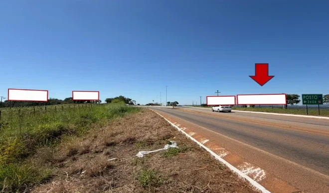 paracatu-cidade-outdoor-placa-painel-comunicacao-visual-midia-ooh-mg188-entrada-da-cidade-sentido-paracatu-40lc