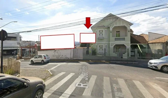 campo-belo-cidade-led-placa-painel-comunicacao-visual-midia-ooh-rua-joao-pinheiro-praca-dos-expedicionarios-paroquia-senhor-bom-jesus-30ve