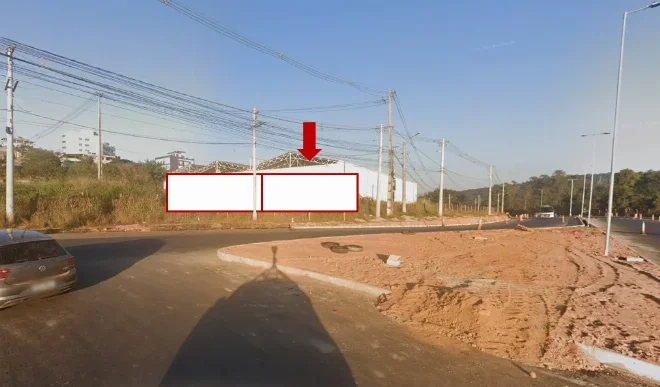 sarzedo-outdoor-placa-painel-comunicacao-ooh-masterville-lagoa-petrobras-frontal-02ev