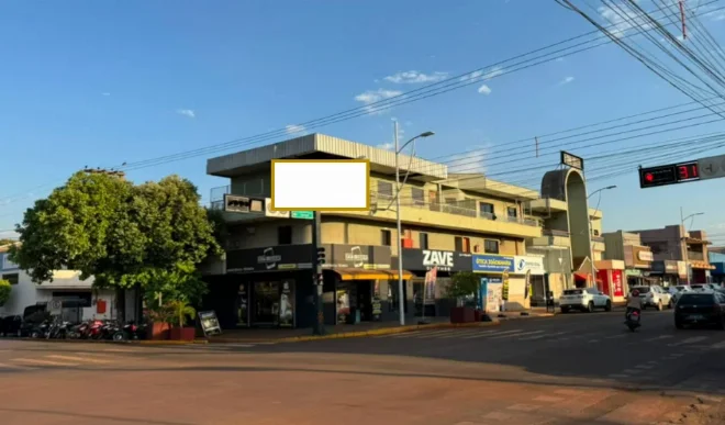 004av