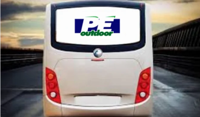 01-busdoor